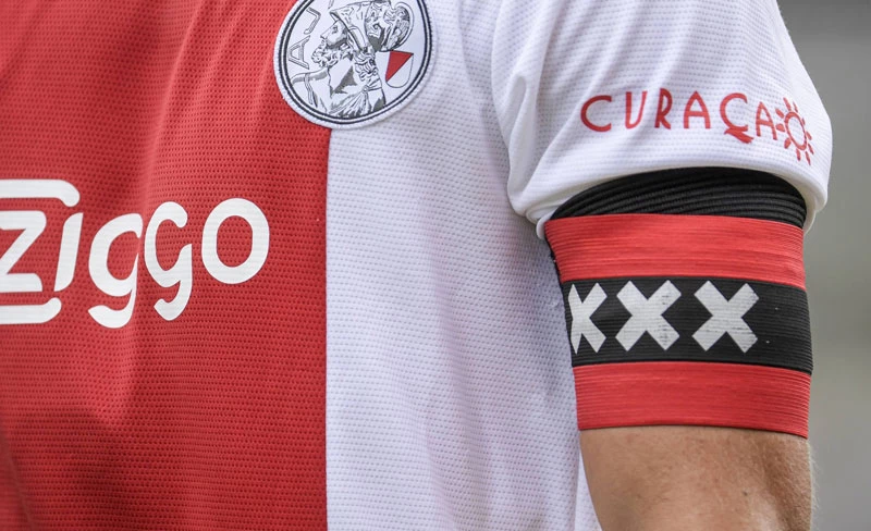 ga winkelen wedstrijd scheiden Win een gesigneerd Ajax thuisshirt 2021-2022 | Voetbal Vandaag